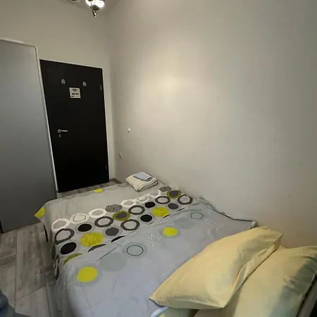 Comfort Guest بيت شباب بلوفديف